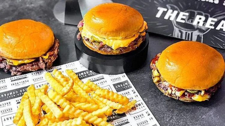 Día la hamburguesa: celébralo con las mejores de Madrid y Barcelona - Fudeat - ASPM Asociación del Secretariado Profesional de Madrid
